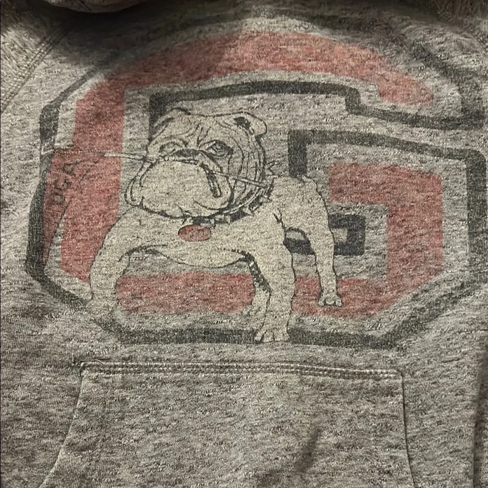 Tailgate stay cozy